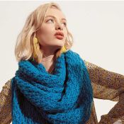 Creative fluffily bleu