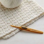 Crochet ergonomique clover