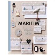 Livre broderie marine